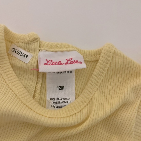 Two sets of overalls and matching tees - Picture 5 of 9